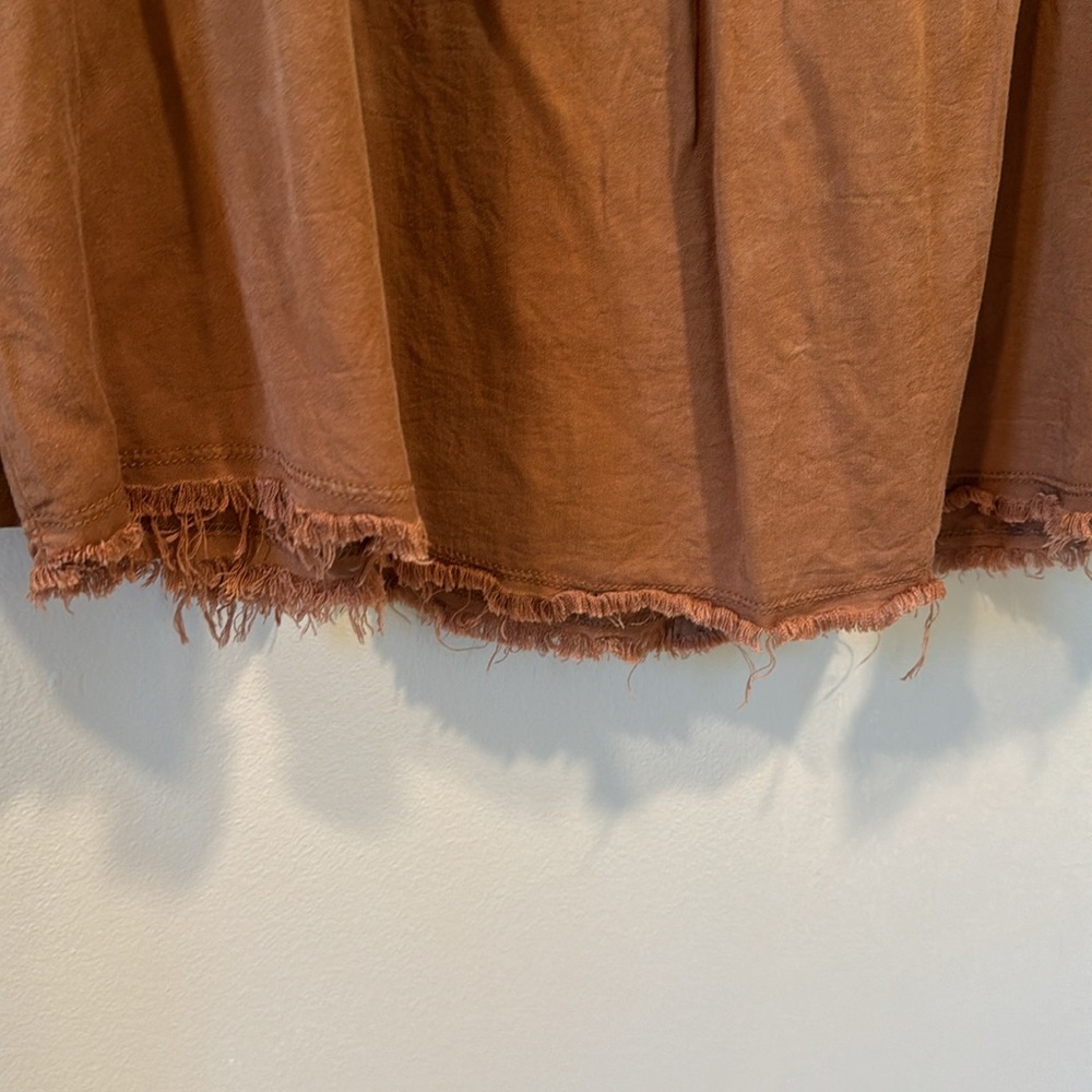 SEWN + SEEN Raw Hem Oversized Button Down Top Light Rust / Camel Brown sz M NWOT - Picture 6 of 9